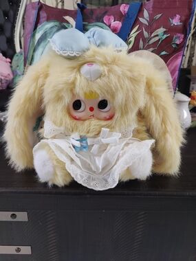 NWOT Baby 3 Lily Rabbit Town Generation 5 Labubu